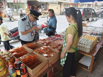 縣市場(chǎng)監(jiān)督管理局開展中秋月餅專項(xiàng)檢查 守護(hù)佳節(jié)“舌尖安全”